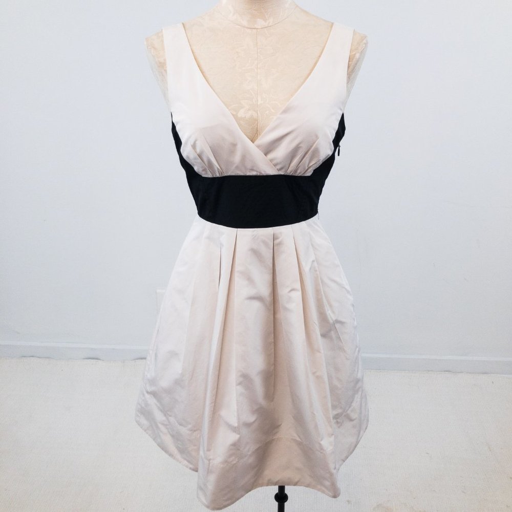 BCBGMaxAzria 2 Colorblock Mini Dress White Black - Picture 9 of 9